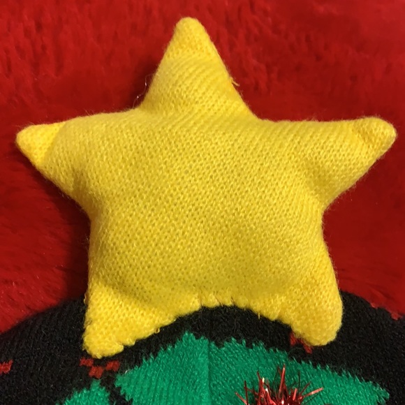 Winter Christmas Hat - Picture 3 of 4